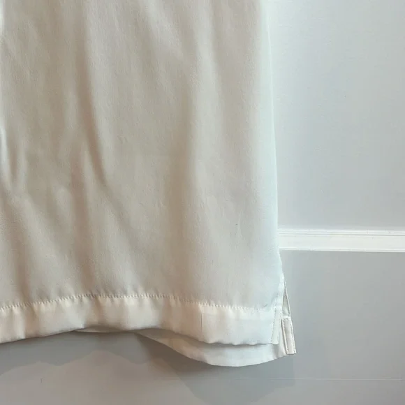 FRAME Washable Oversized Silk Tee - Picture 9 of 11